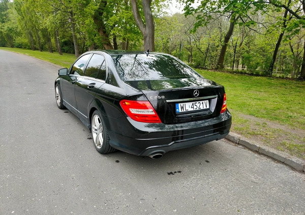Mercedes-Benz Klasa C cena 51000 przebieg: 183000, rok produkcji 2013 z Warszawa małe 67